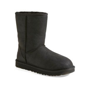 UGG - 'Classic Short' Leather Water Resistant Boot